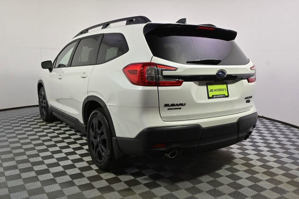 Used 2023 Subaru Ascent Onyx Edition image 4