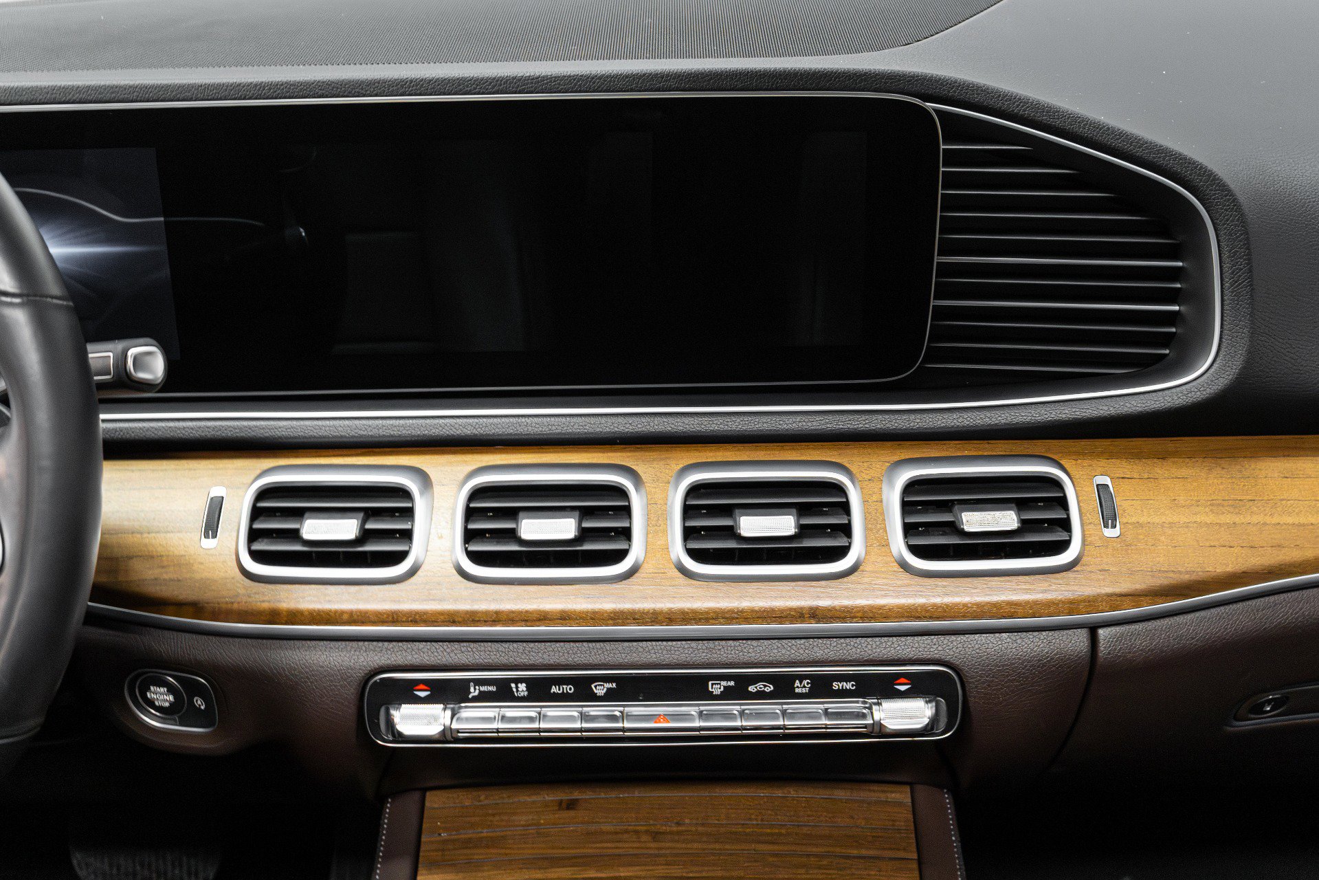 Used 2021 Mercedes-Benz GLE 350 4MATIC image 29