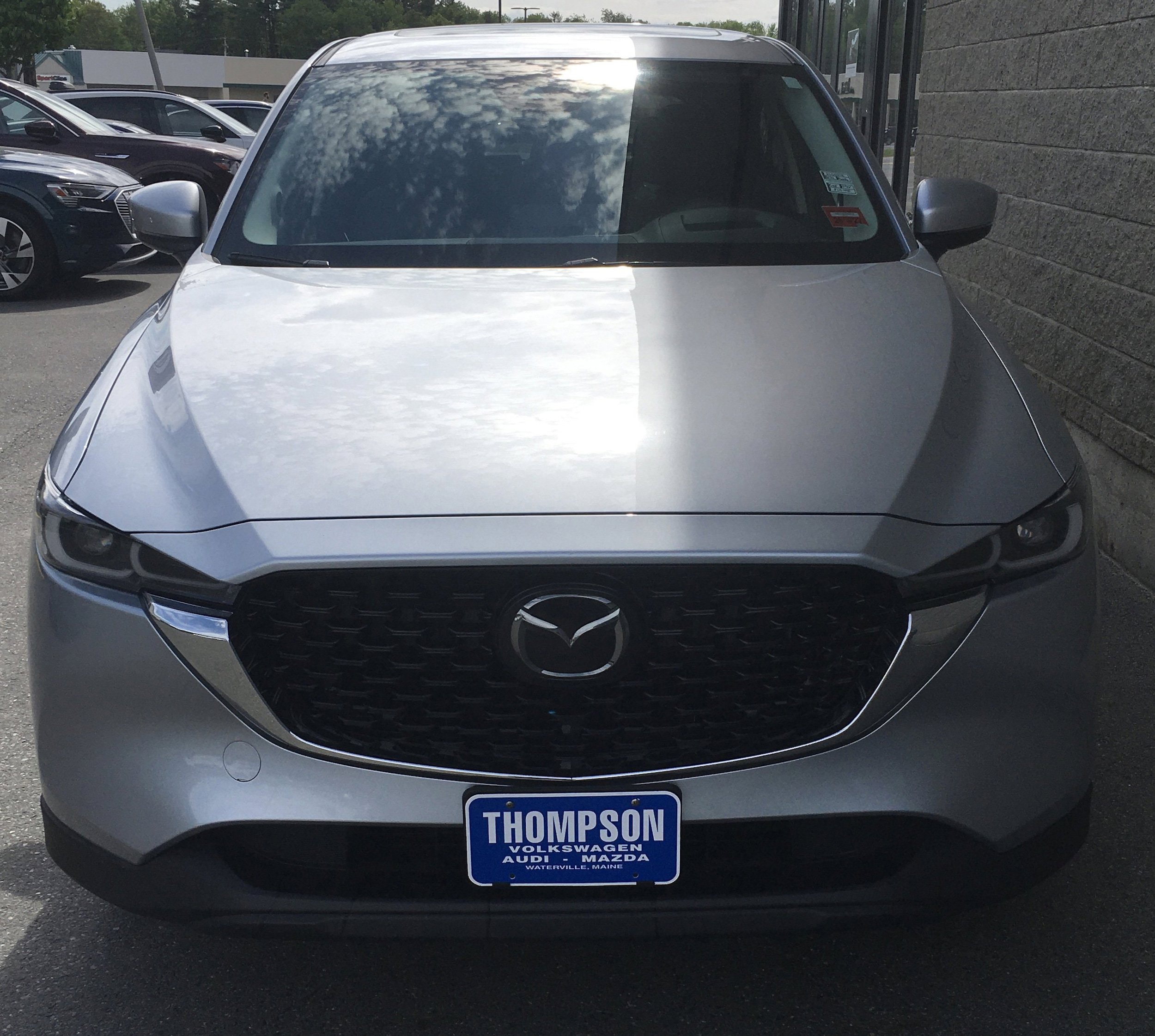Certified 2022 MAZDA CX-5 AWD 2.5 S w/ Premium Plus Pkg image 2
