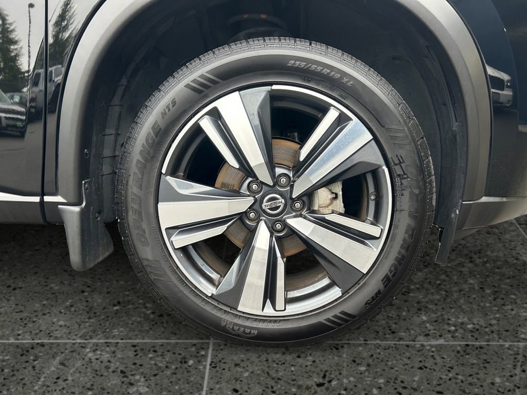 Used 2021 Nissan Rogue SL w/ Premium Package image 9