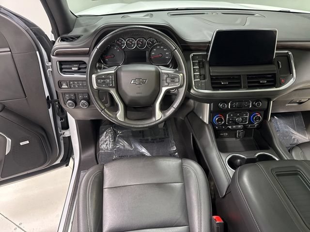 Used 2021 Chevrolet Tahoe Z71 w/ Luxury Package AWD/4WD image 20