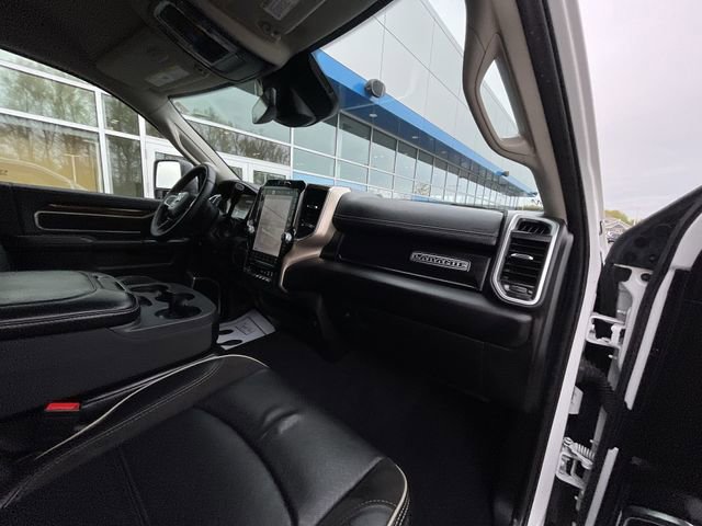 Used 2024 RAM 2500 Laramie w/ Safety Group AWD/4WD image 28