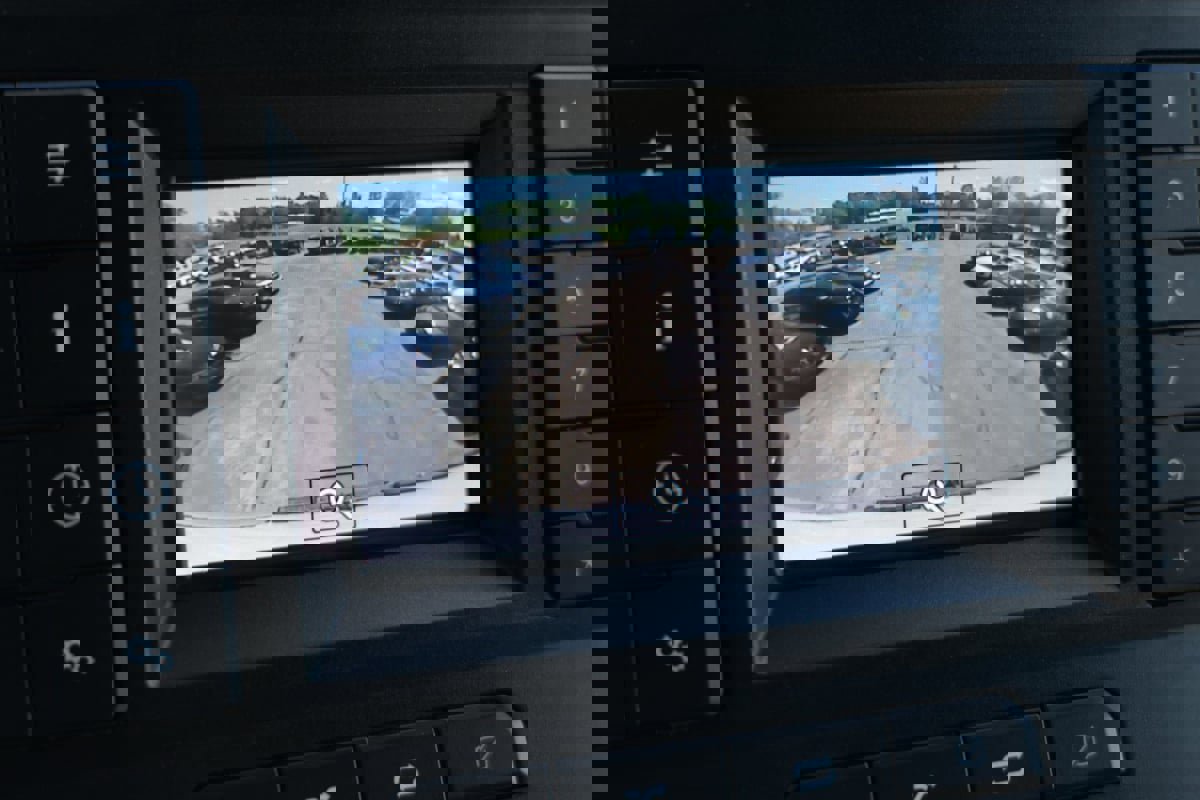 Used 2022 Ford F550 2WD Regular Cab Super Duty image 24