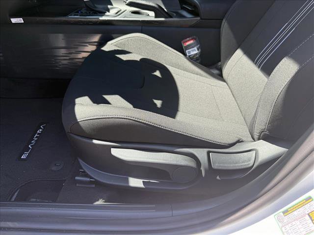 New 2026 Hyundai Elantra Sport w/ Cargo Package image 4