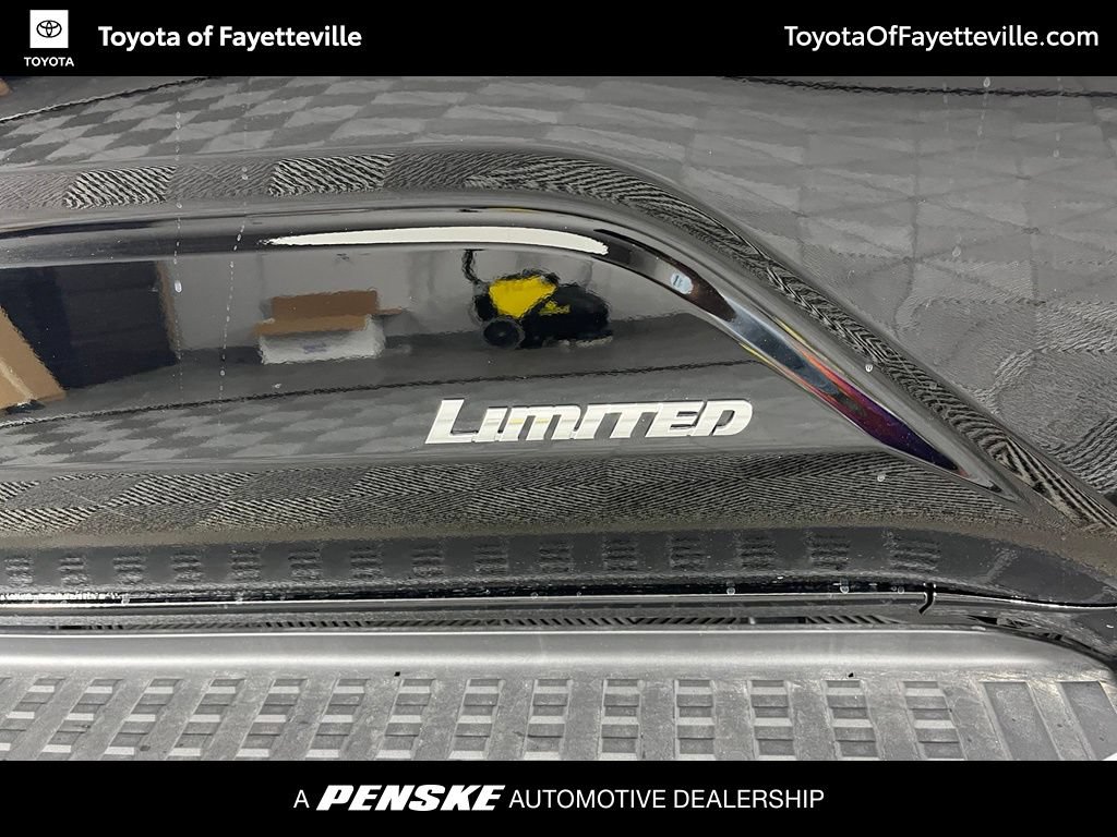 Used 2026 Toyota 4Runner Limited AWD/4WD image 4