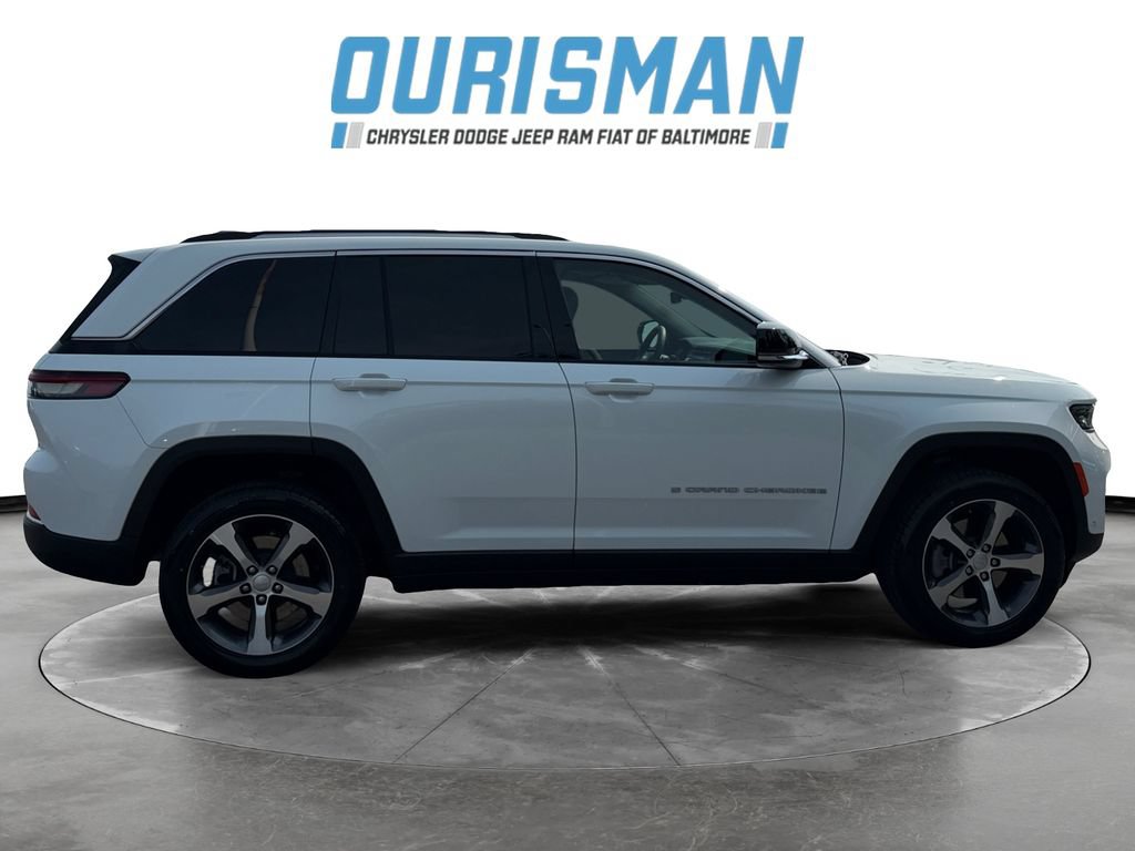 Used 2023 Jeep Grand Cherokee 4WD 4xe w/ Luxury Tech Group II image 7