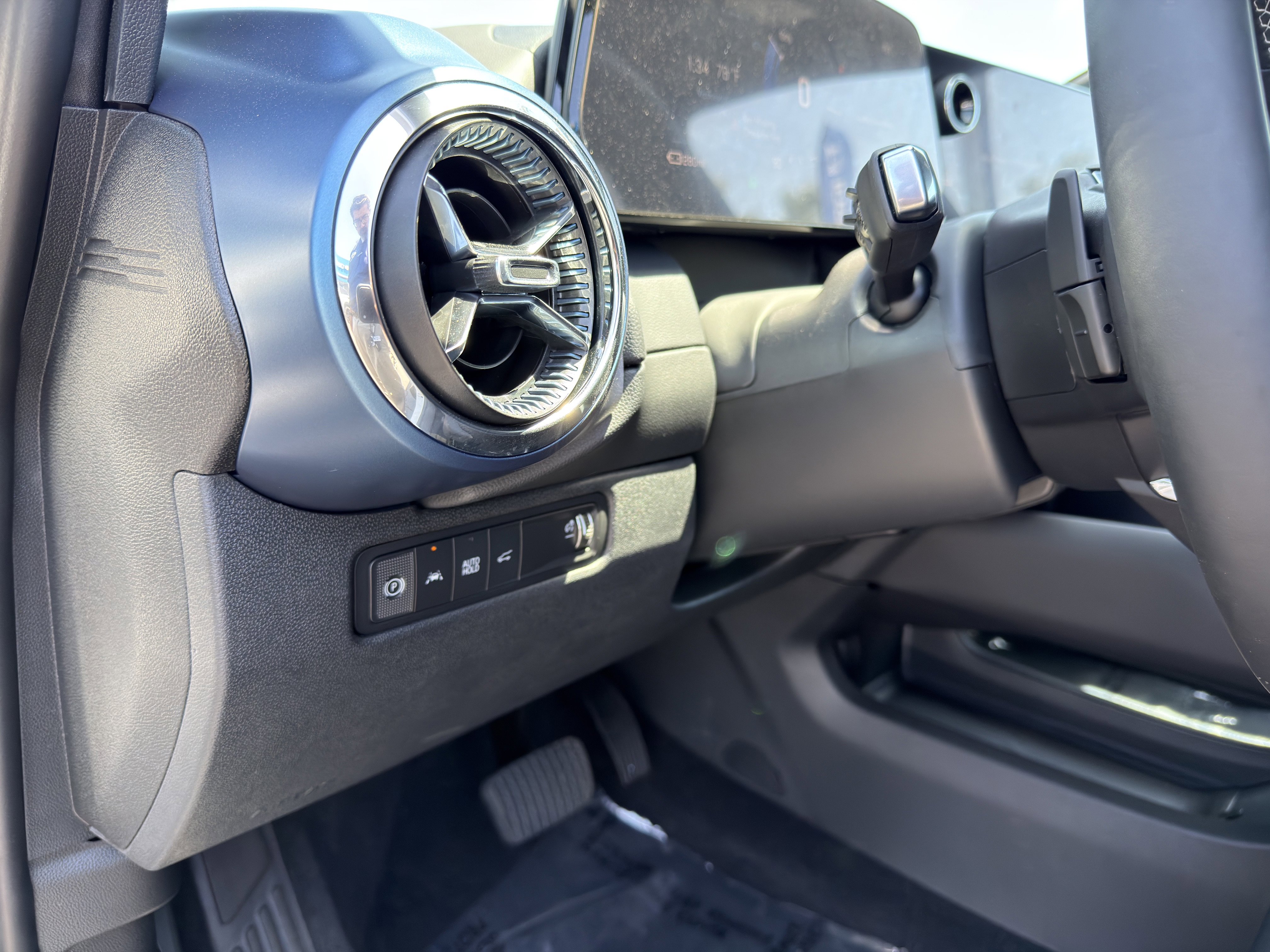 New 2026 Chevrolet Equinox EV LT AWD/4WD image 25