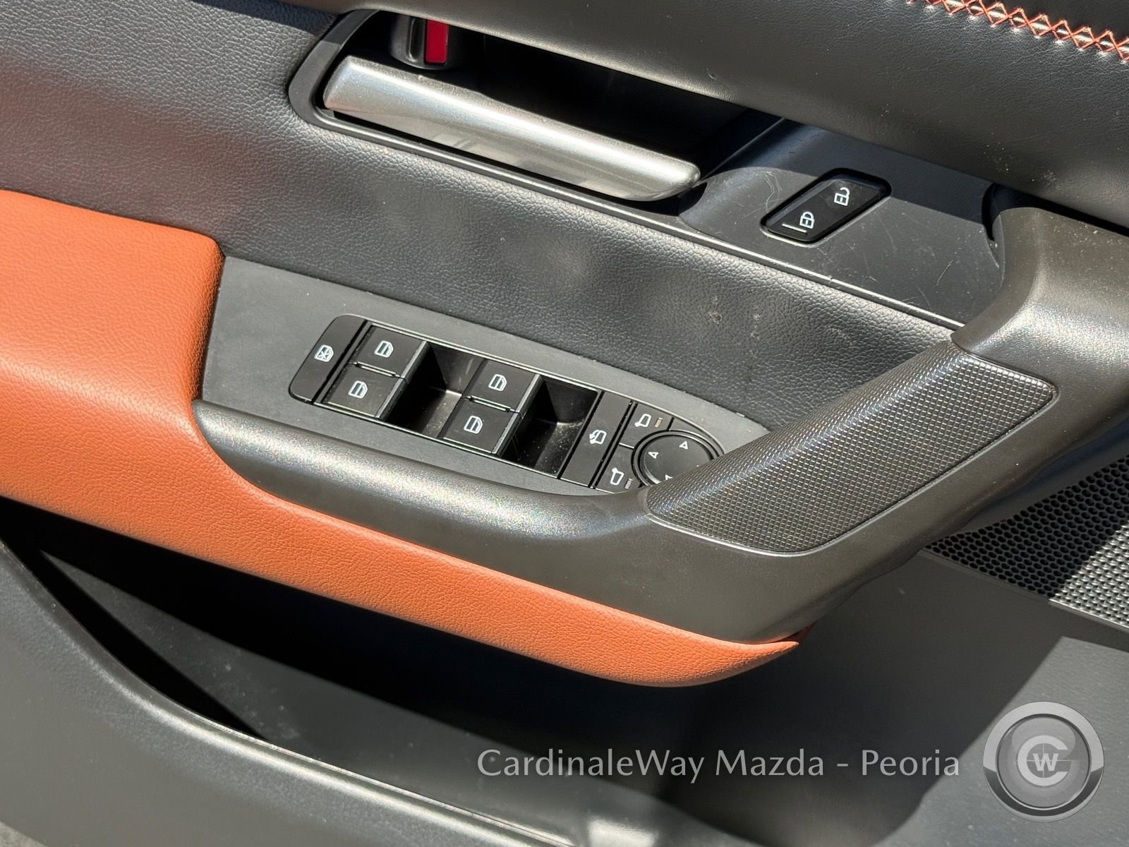 Used 2024 MAZDA CX-50 AWD 2.5 Turbo w/ Premium Pkg image 26