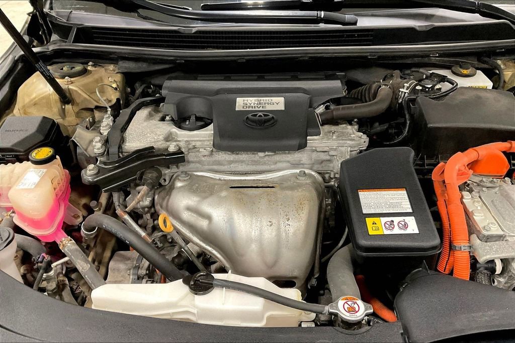 Used 2016 Toyota Avalon XLE Plus FWD image 29