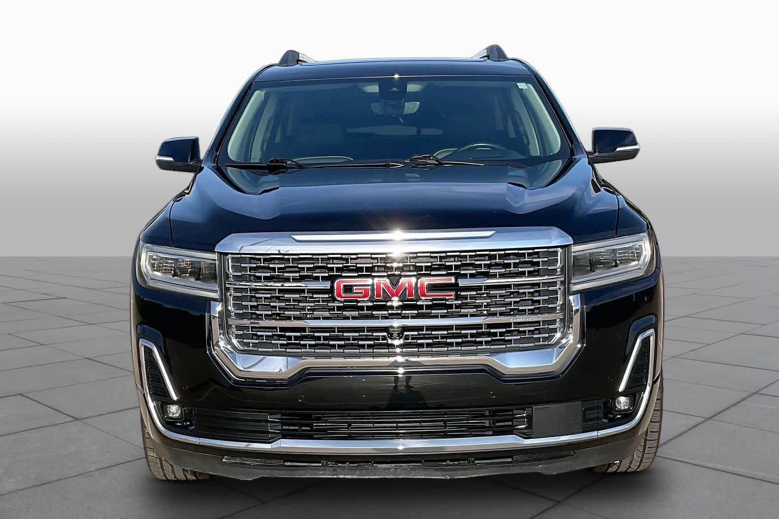 Certified 2023 GMC Acadia Denali w/ Denali Technology Package FWD image 4