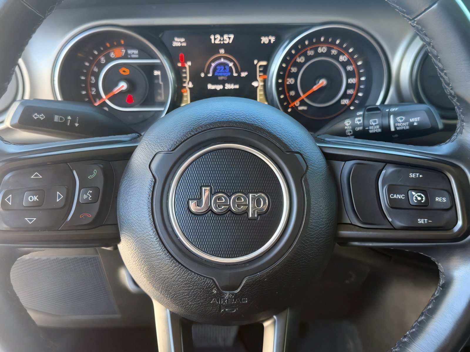 Used 2018 Jeep Wrangler Unlimited Sport S image 27