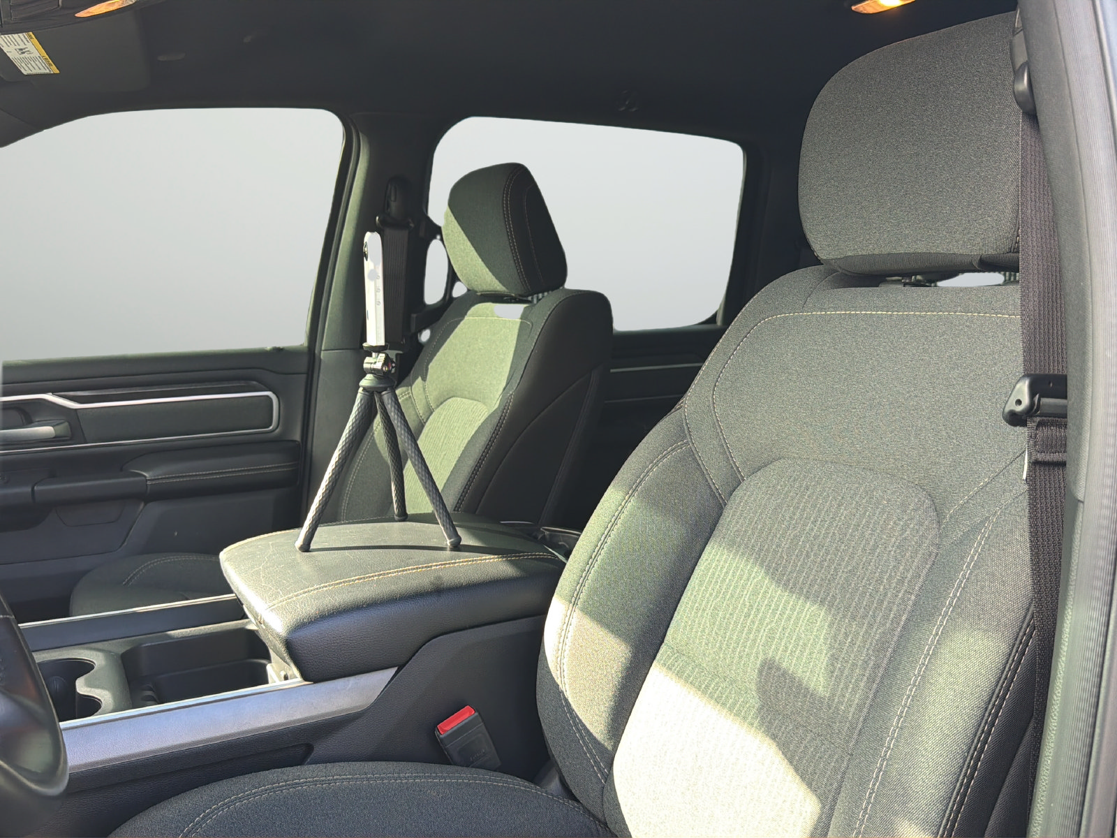 Used 2021 RAM 1500 Big Horn RWD image 32