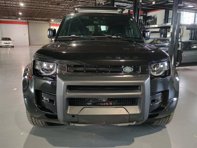 Used 2022 Land Rover Defender 110 X-Dynamic SE AWD/4WD image 8