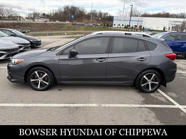 Used 2023 Subaru Impreza Premium image 2