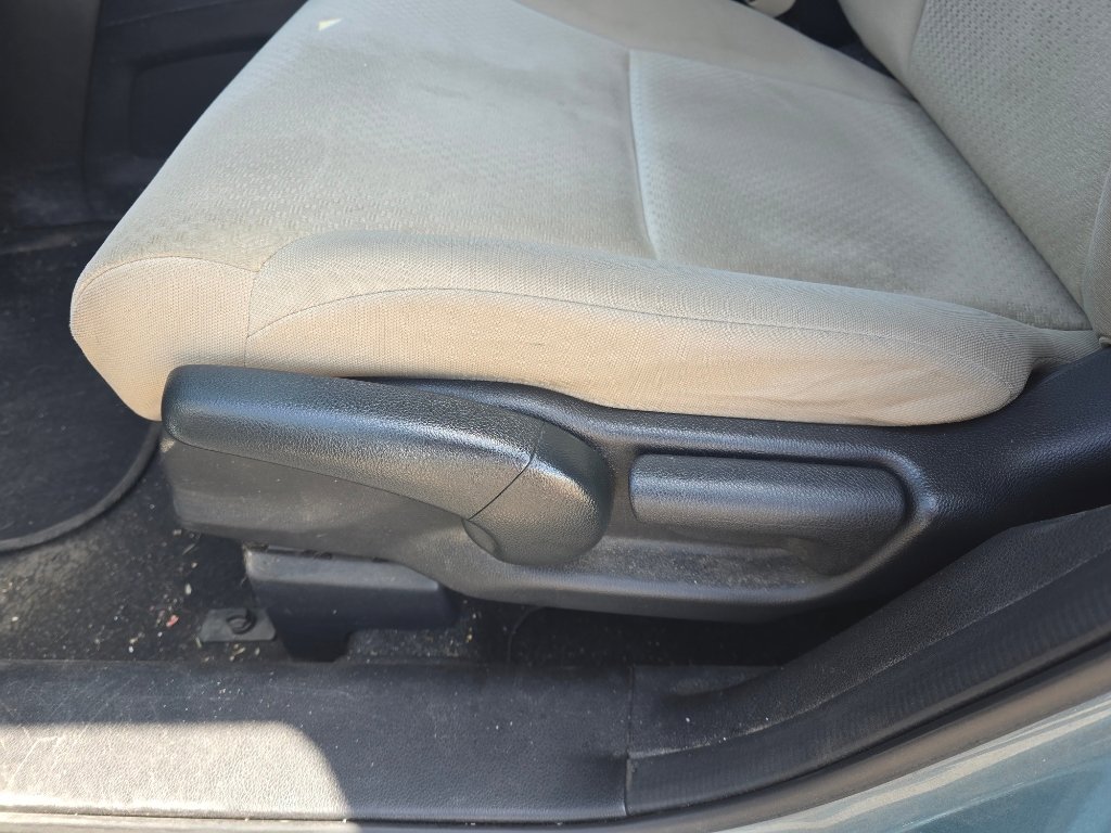 Used 2015 Honda CR-V LX image 16