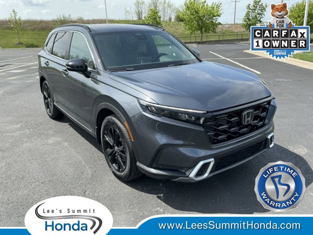 Used 2025 Honda CR-V Sport Touring image 1