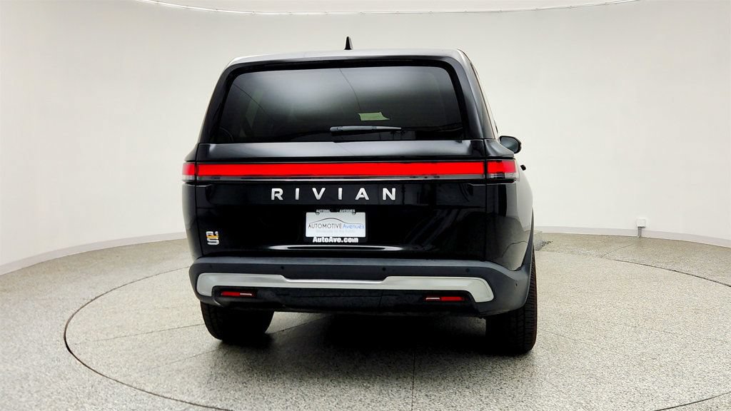 Used 2023 Rivian R1S Adventure AWD/4WD image 6