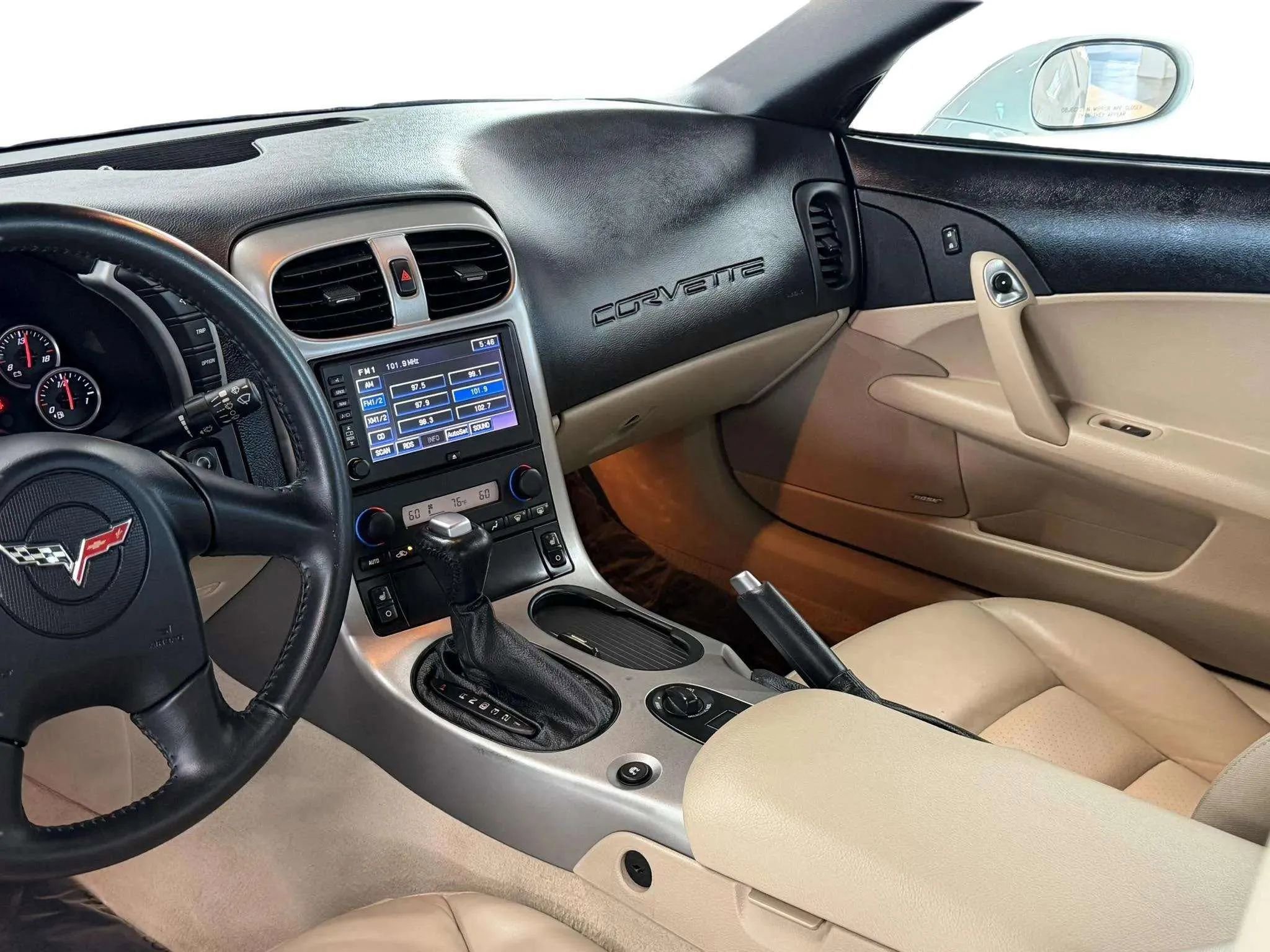 Used 2005 Chevrolet Corvette Coupe w/ Preferred Equipment Group image 14