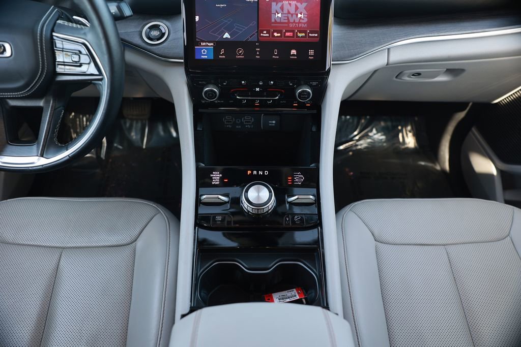 Used 2022 Jeep Grand Cherokee Overland image 31