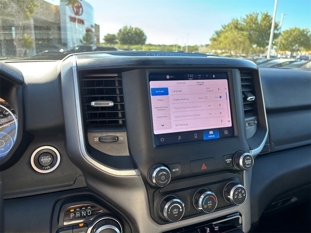 Used 2024 RAM 2500 Big Horn w/ Bed Utility Group image 17