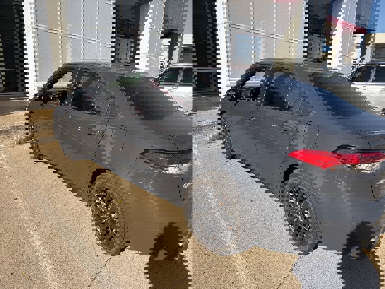 Used 2023 Toyota Corolla SE image 6