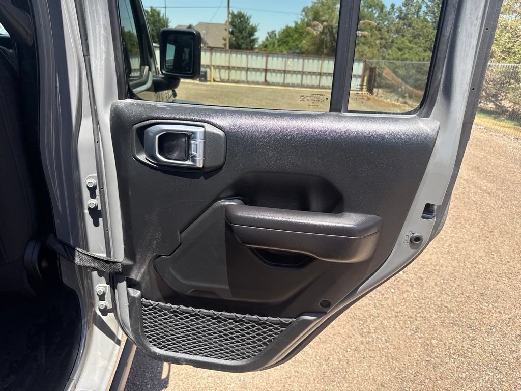 Used 2021 Jeep Wrangler Unlimited Sport AWD/4WD image 35
