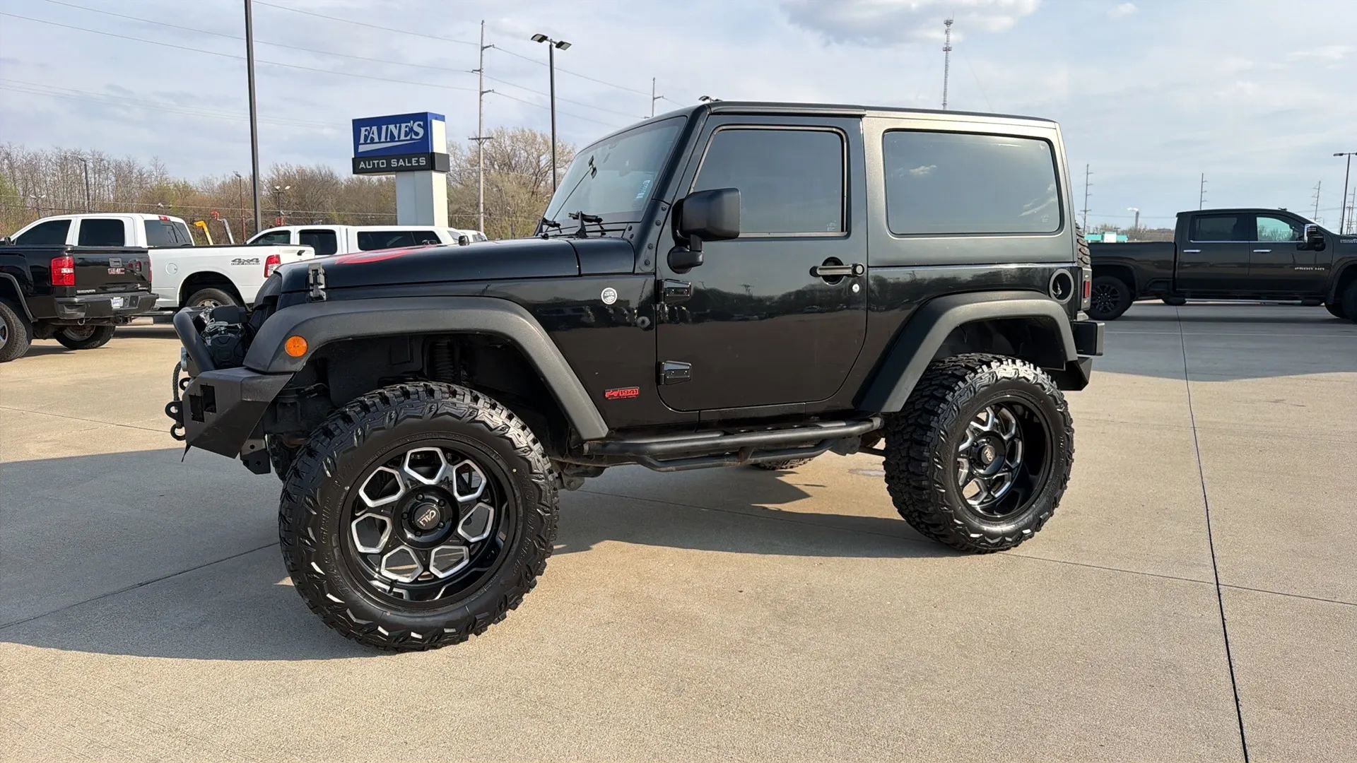 Used 2017 Jeep Wrangler Sport w/ Connectivity Group image 5