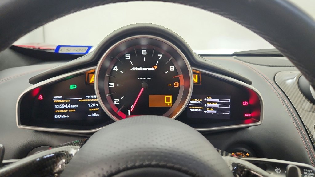 Used 2012 McLaren MP4-12C Coupe RWD image 46