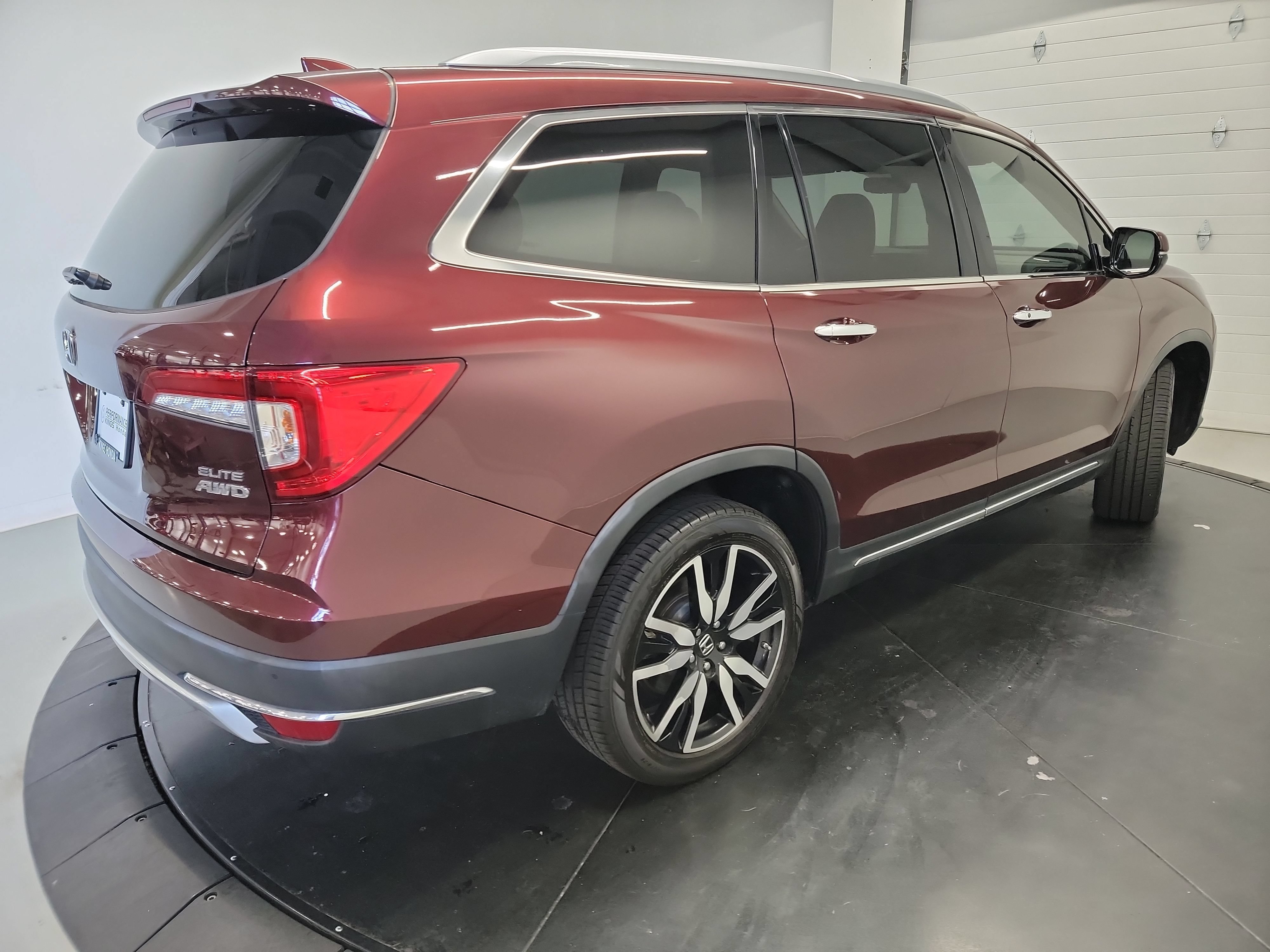 Used 2021 Honda Pilot Elite image 9