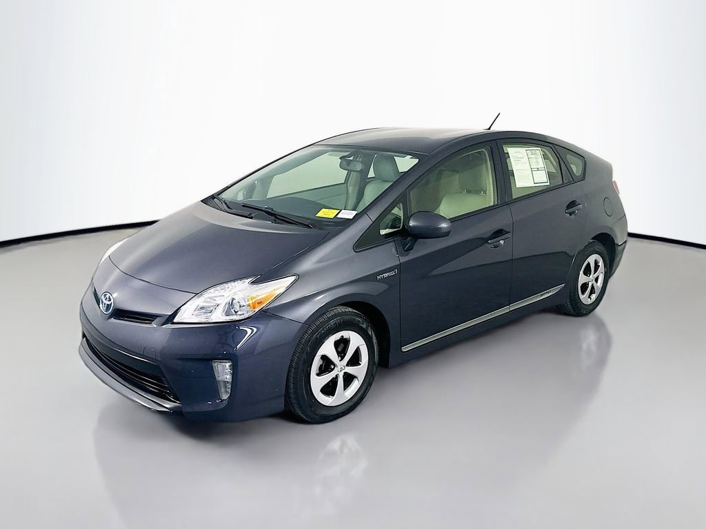 Used 2014 Toyota Prius Four FWD image 3