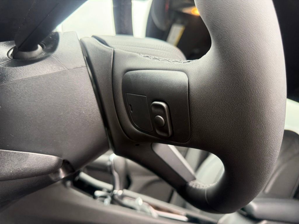 New 2026 Jeep Compass Limited image 13