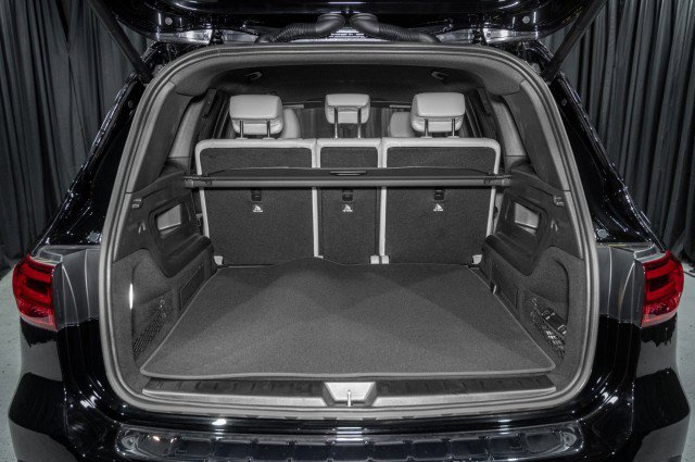 New 2025 Mercedes-Benz EQB 300 4MATIC image 9