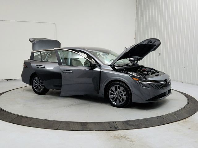 New 2026 Nissan Sentra SL w/ Floor Mat Package image 9