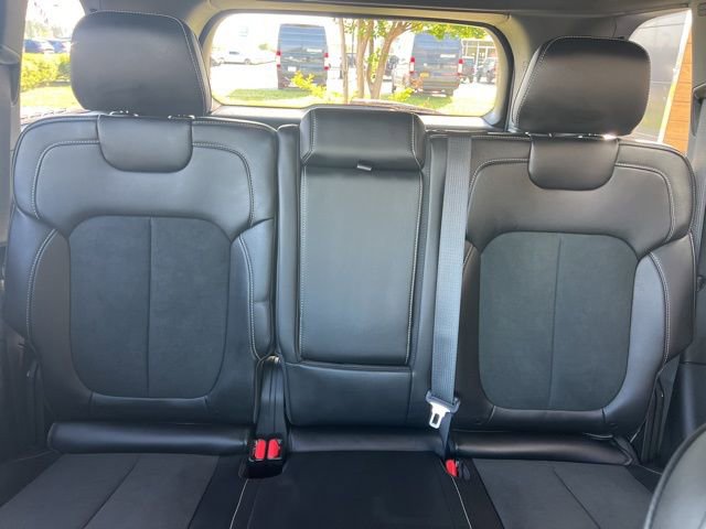 New 2026 Jeep Grand Cherokee Altitude RWD image 18