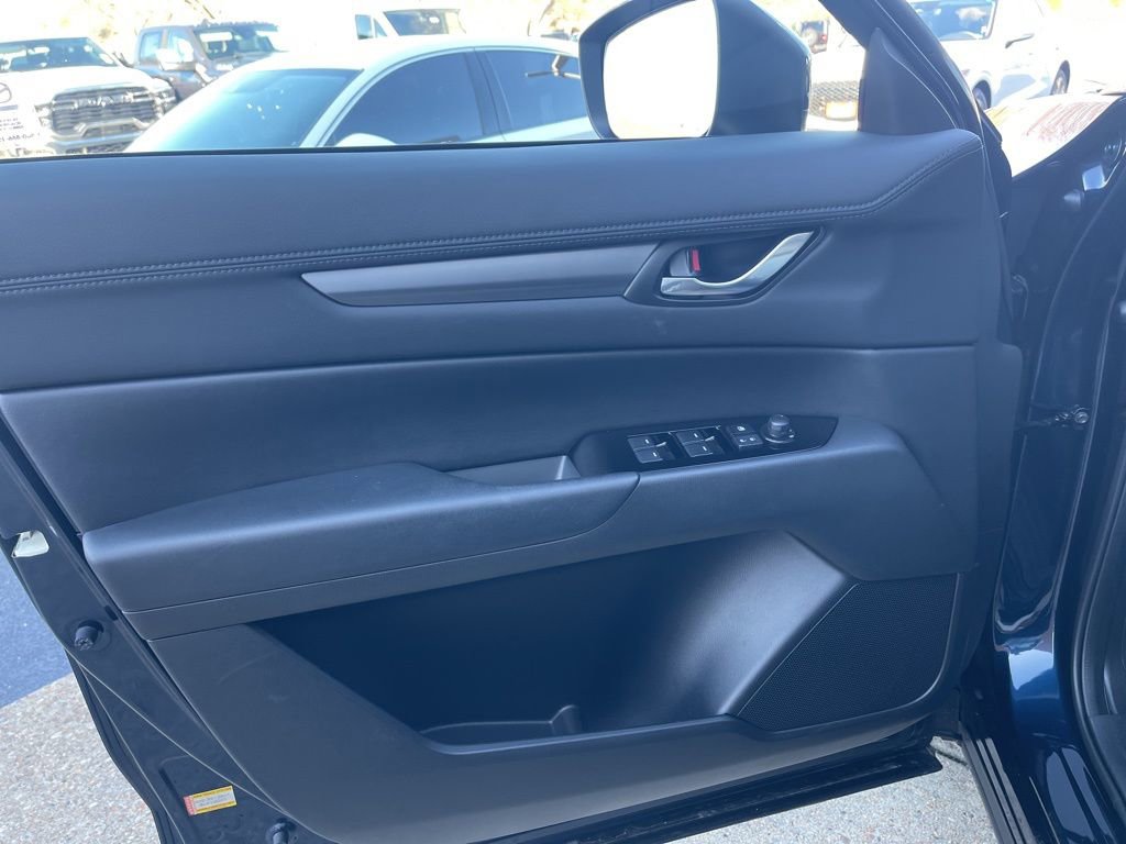 Used 2025 MAZDA CX-5 AWD 2.5 S w/ Preferred Package image 16