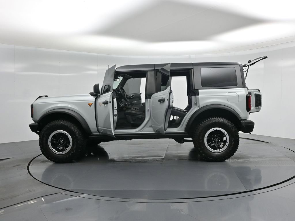 Certified 2024 Ford Bronco Badlands w/ Sasquatch Package image 37