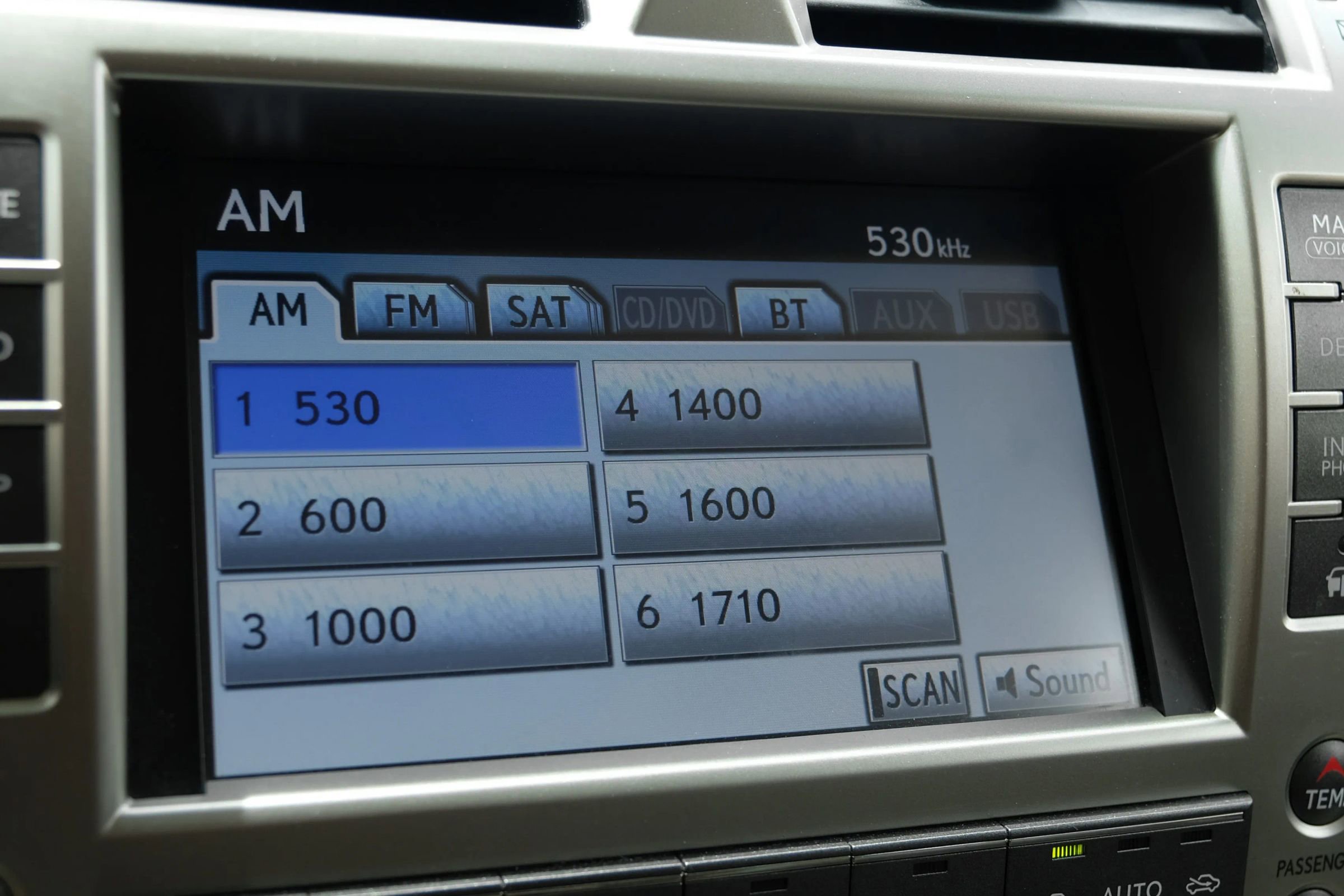 Used 2013 Lexus GX 460 Premium AWD/4WD image 37