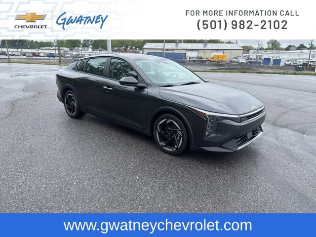 Used 2025 Kia K4 EX image 3