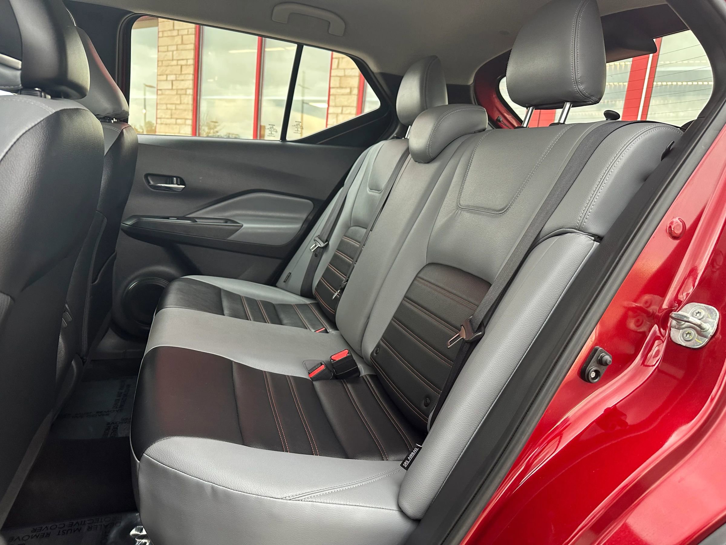 Used 2022 Nissan Kicks SR w/ Premium Package FWD image 12