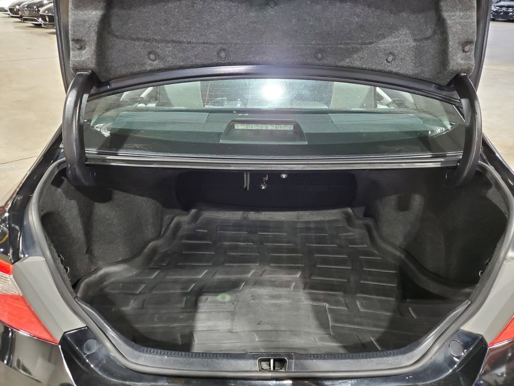 Used 2017 Toyota Camry SE FWD image 38