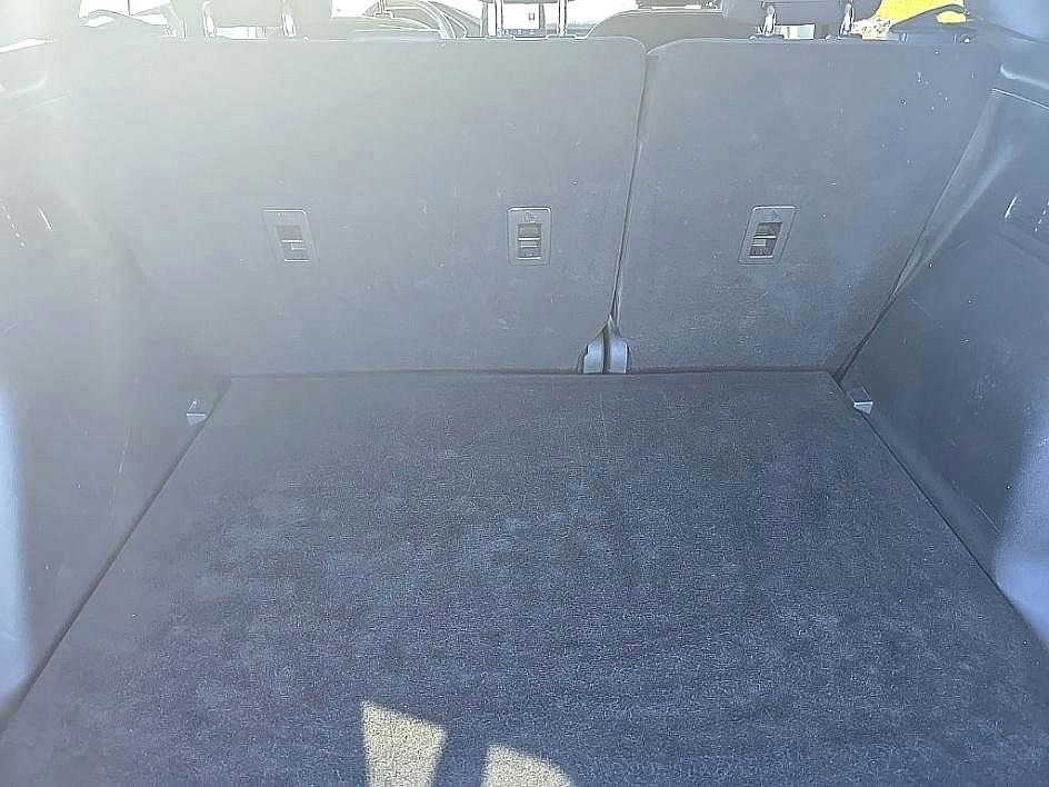 Used 2022 Ford Escape SE w/ Cold Weather Package image 26