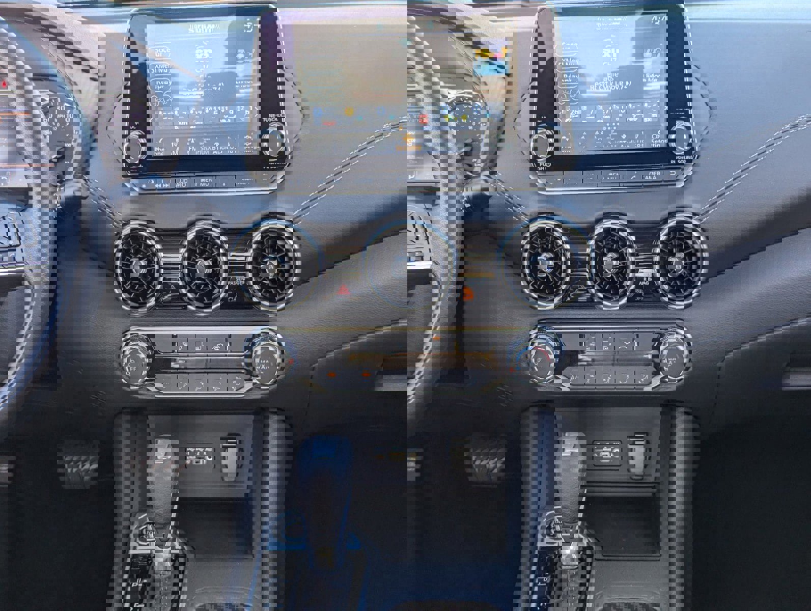 New 2025 Nissan Sentra SV image 27