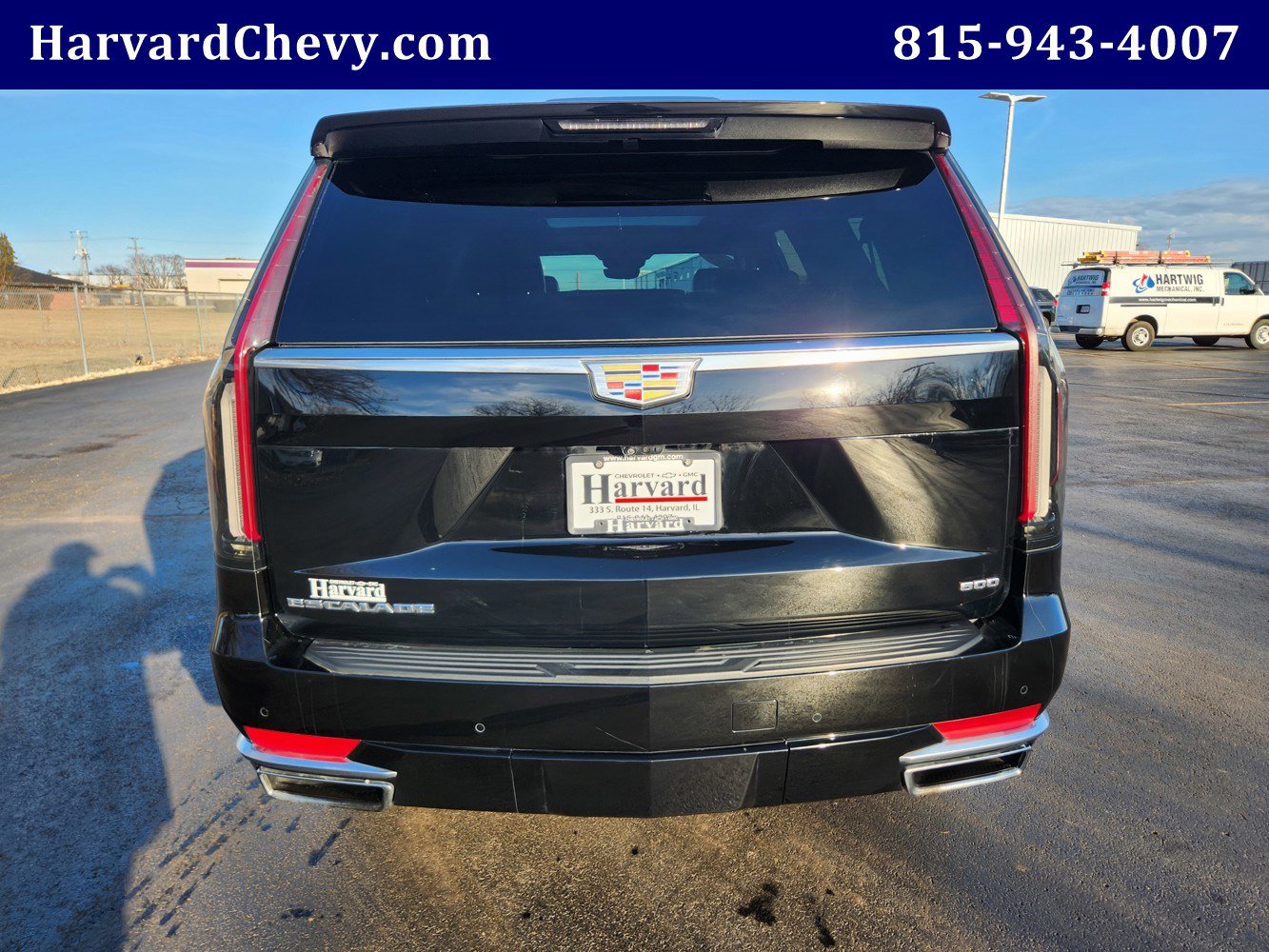 Used 2024 Cadillac Escalade ESV Premium Luxury w/ Performance Package image 5