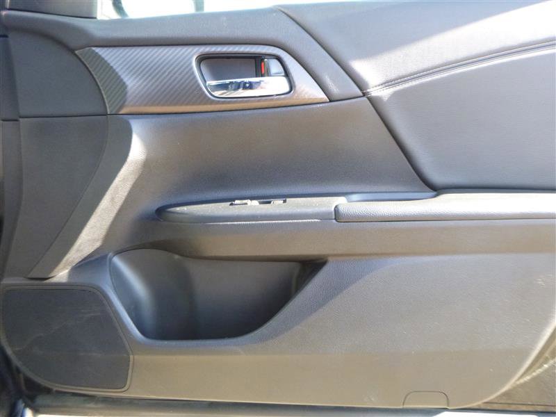 Used 2016 Honda Accord Sport image 16