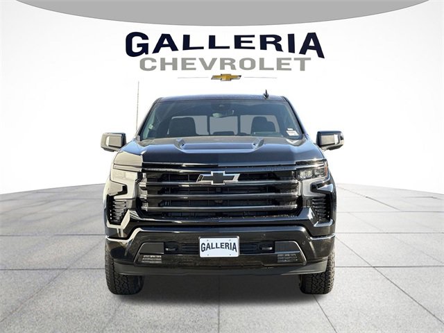 New 2026 Chevrolet Silverado 1500 High Country w/ Midnight Edition image 3