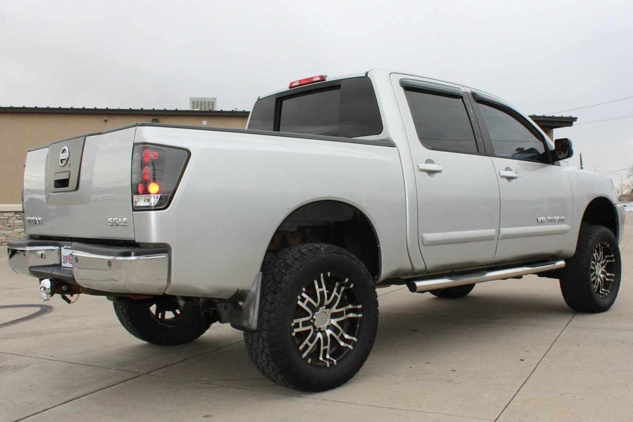 Used 2006 Nissan Titan LE w/ (R02) LE Off-Road Pkg image 20