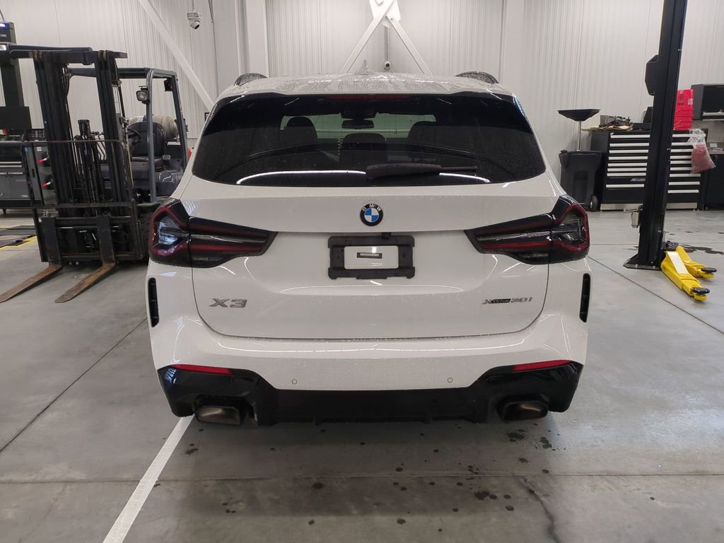Certified 2023 BMW X3 xDrive30i w/ M Sport Package image 4