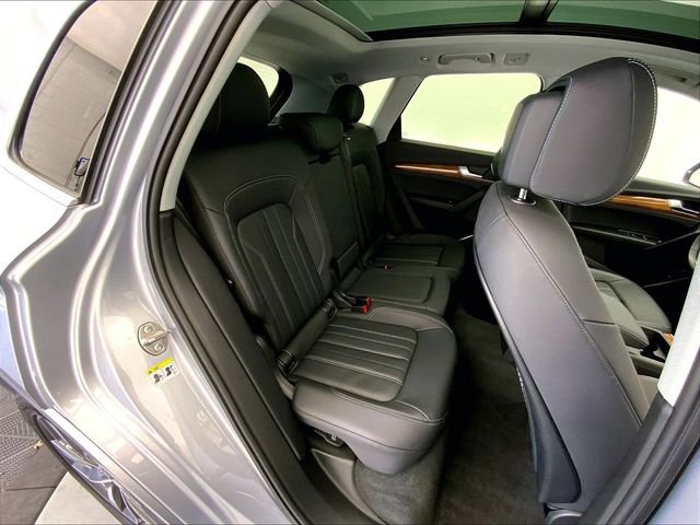 Certified 2023 Audi Q5 2.0T Premium w/ Convenience Package image 27