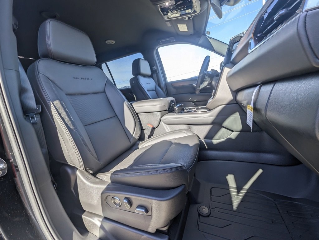 New 2026 GMC Yukon XL Denali image 15