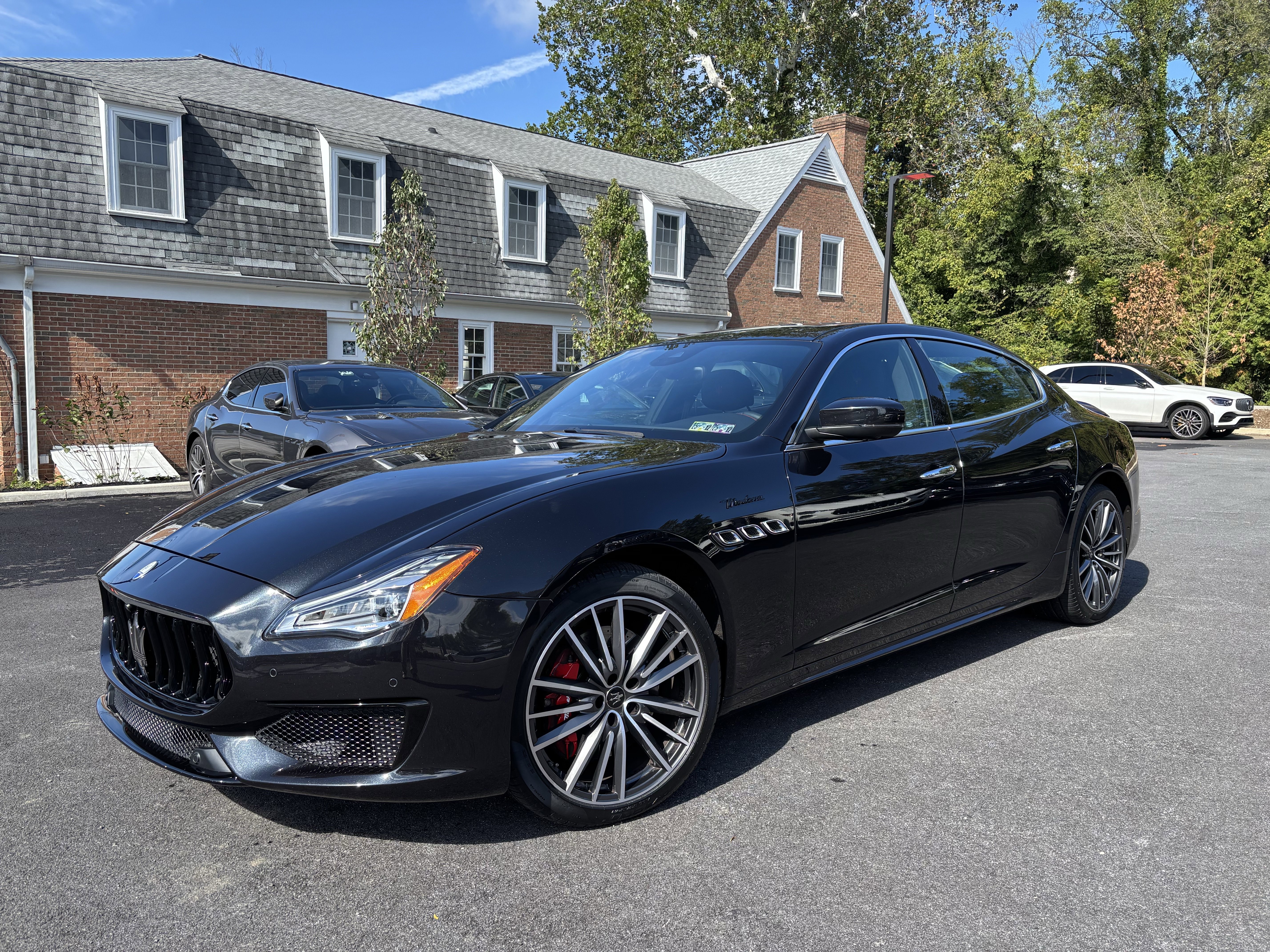 Used 2022 Maserati Quattroporte Modena Q4 video 1